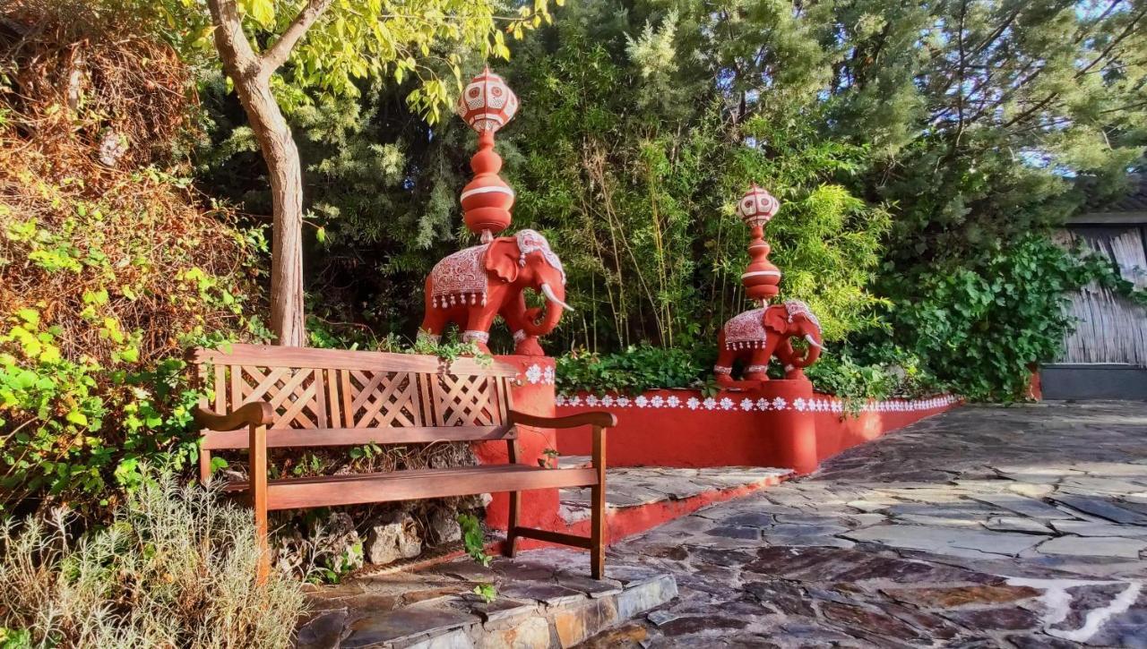Villa Casa Jardin Oriental Aldea del Fresno Exterior foto